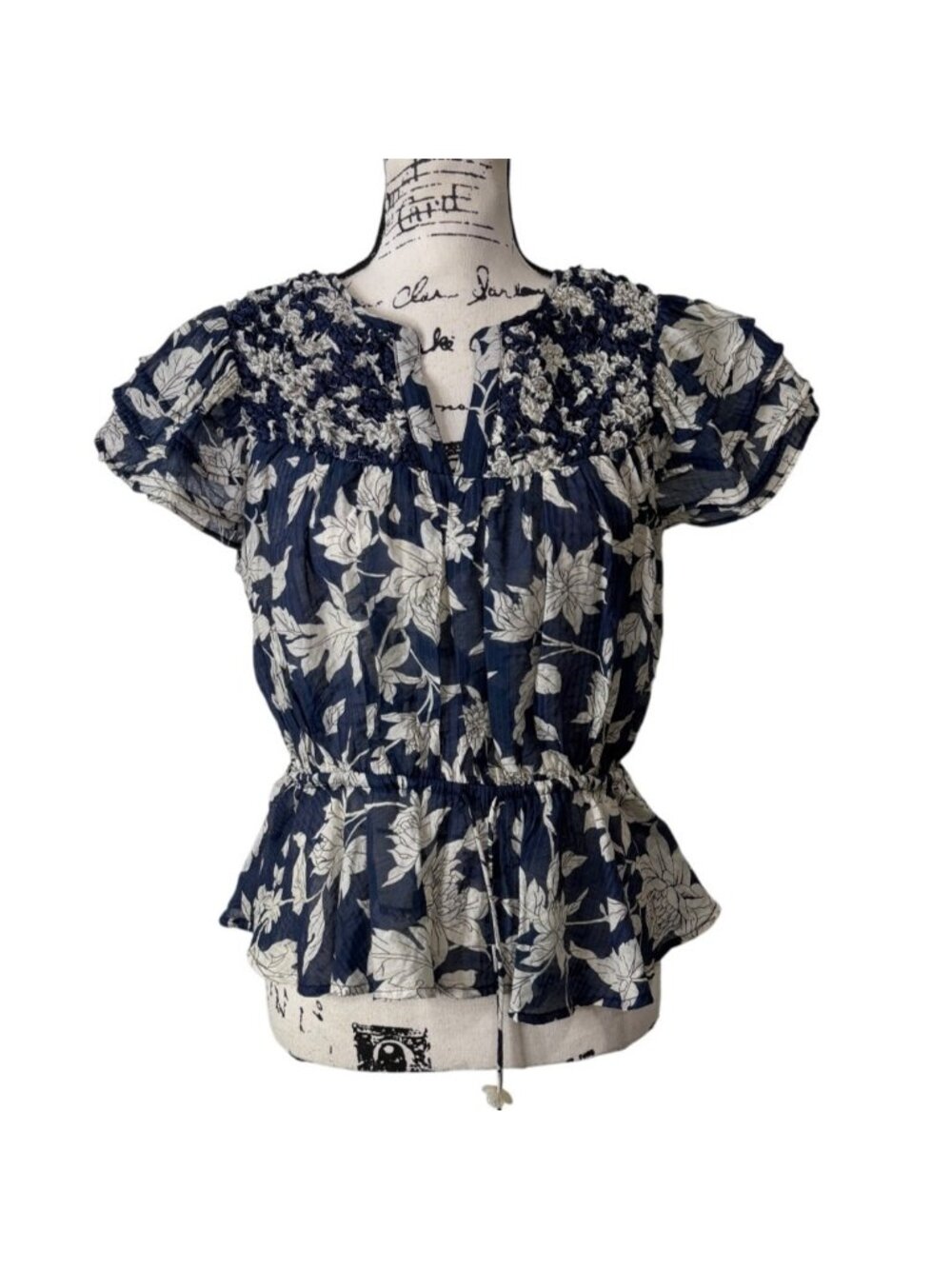 En Saison Womens Size M Smocked Peplum Top Sheer Navy White Floral